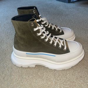 Alexander McQueen Tread slick boots